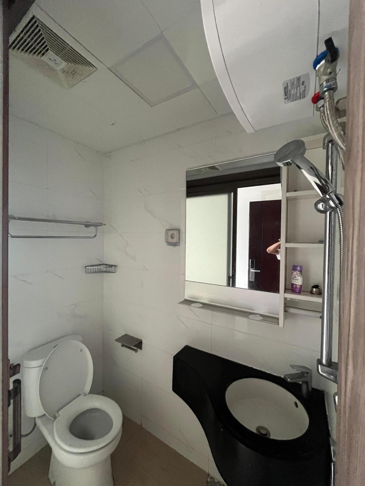 Stay N Cozy Apartemen Sky House Bsd By Sm Room Samporo Zewnętrze zdjęcie